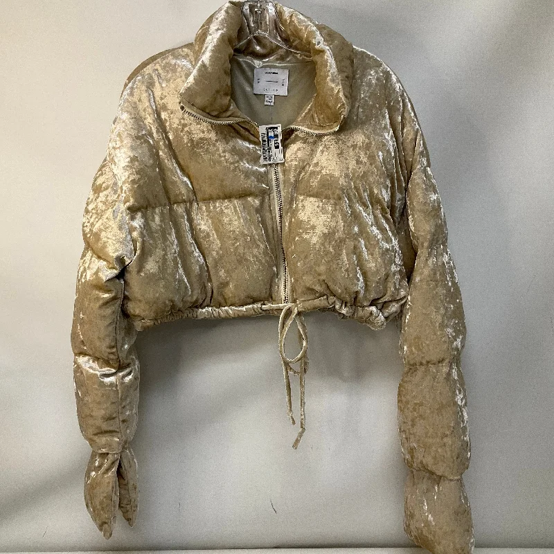 Chic Outfits Jacket Puffer & Quilted By Fashion Nova In Gold, Size: L
