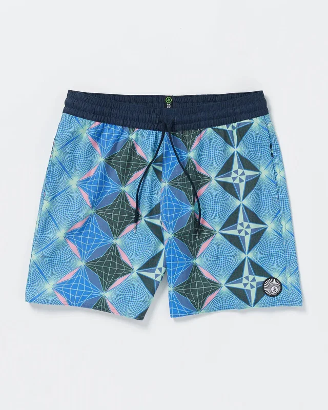 Timeless Style Interwebz Stoney Trunks