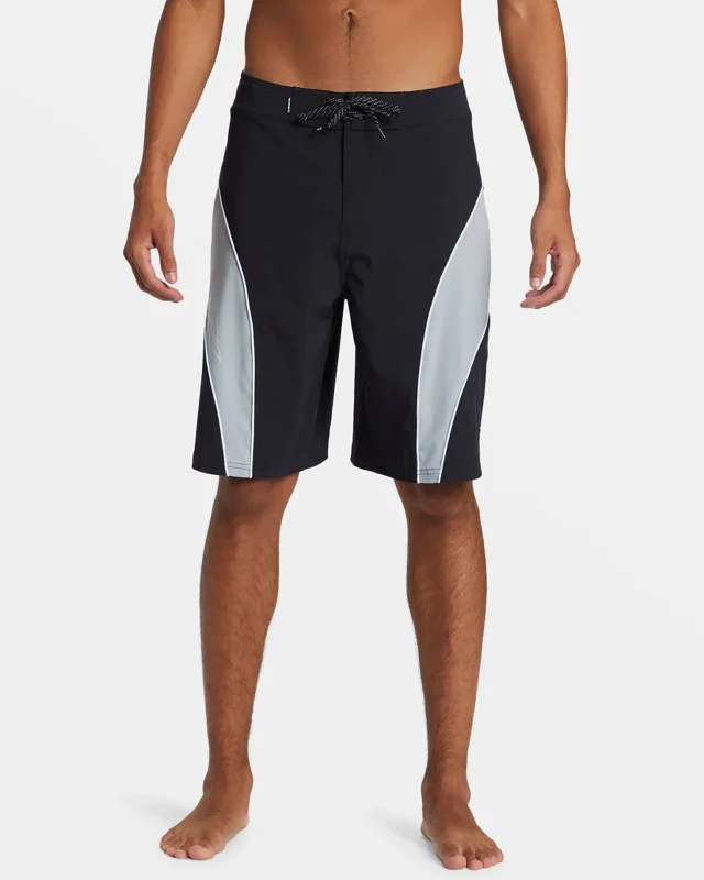 Easy Chic Wear Mercury Slash Panel 20" Boardshorts