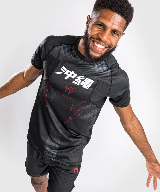 Sports And Leisure Venum Okinawa 3.0 Dry Tech T-Shirt Short Sleeves - Black/Red