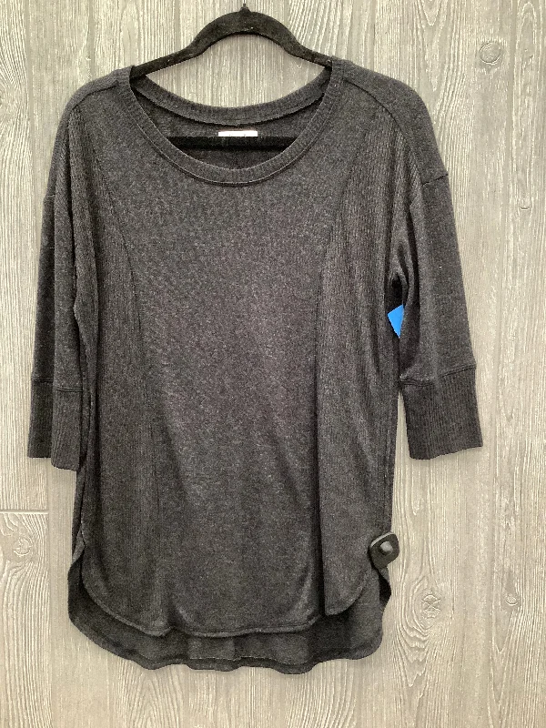 Classic Style Top 3/4 Sleeve By Maurices In Black, Size: S