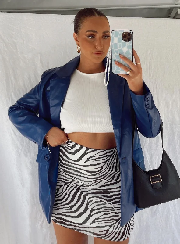 Fashionable Ease Jocelyn Jacket Royal Blue