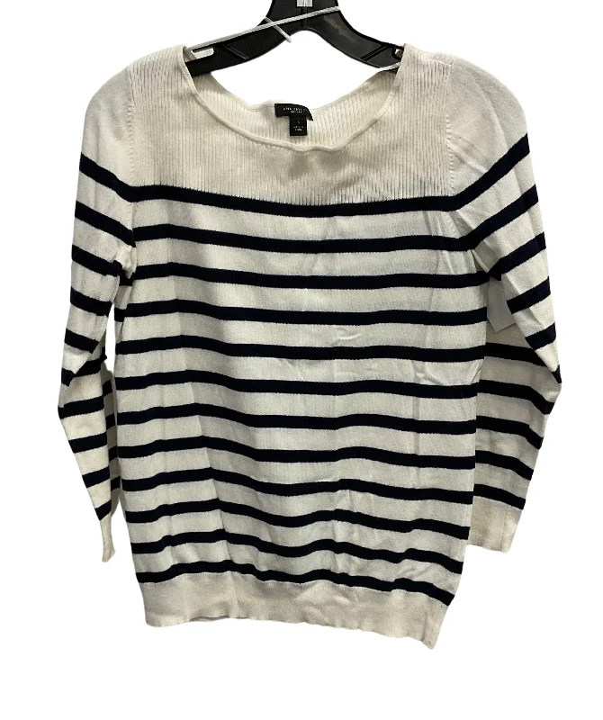 Casual Wear Top Long Sleeve By Ann Taylor In Striped Pattern, Size: S