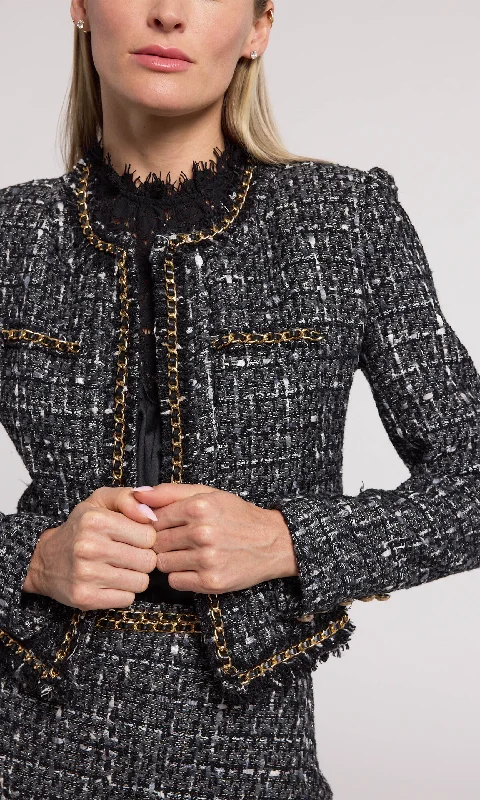 Light Fit Serena Chain Tweed Blazer