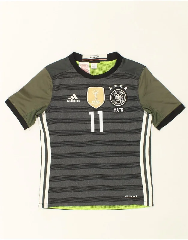 Minimal Comfort ADIDAS Boys Deutscher Fussball Bund Graphic T-Shirt Top 6-7 Years Grey Minimal Comfort ADIDAS Boys Deutscher Fussball Bund Graphic T-Shirt Top 6-7 Years Grey