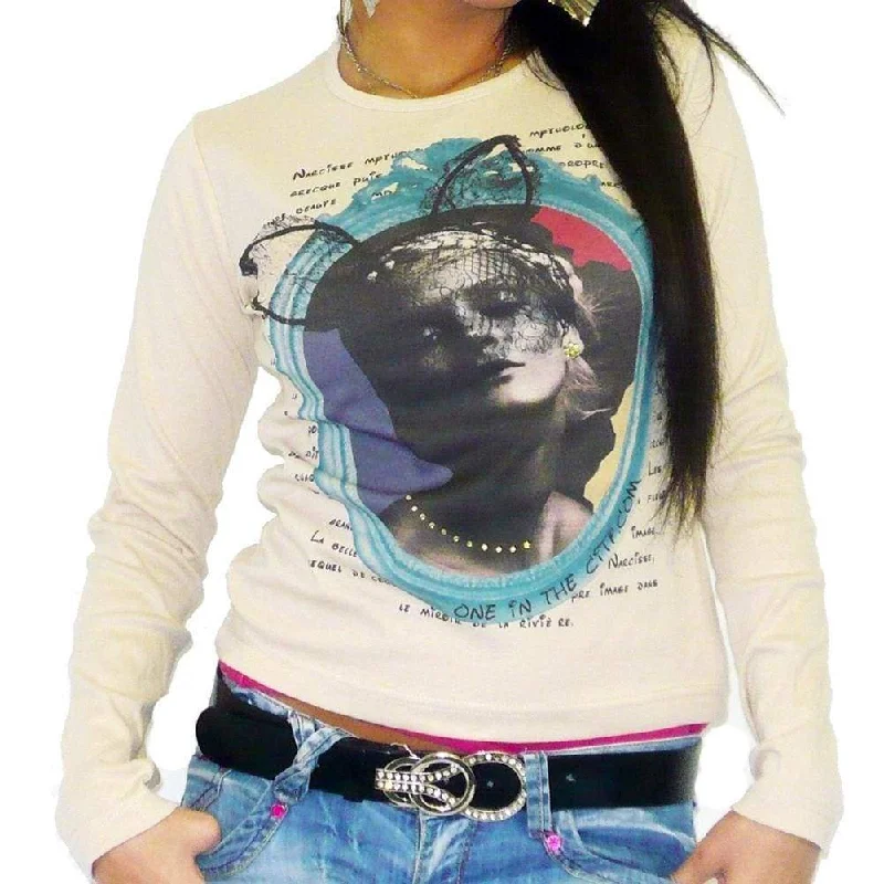 Sweet Girl Heidi Beige: Women's T-shirt Long Sleeve ONE IN THE CITY 00275