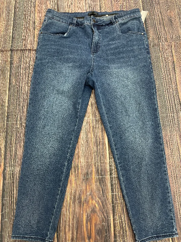 Relaxed Fits Jeans Boot Cut By Clothes Mentor In Blue Denim, Size: 14
