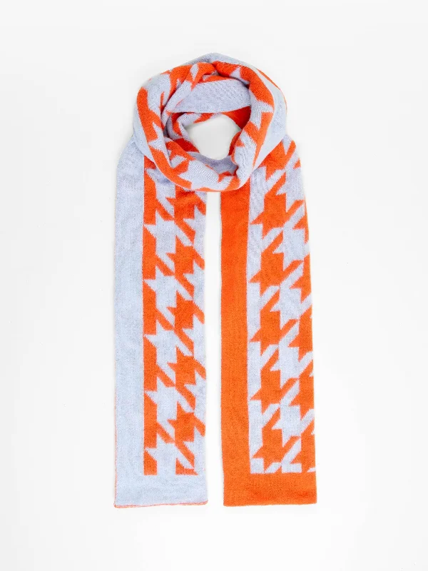 Ultra-lightweight Oversized Houndstooth Scarf