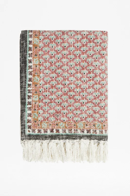 Simple Looks Poppy Field Pink Throw