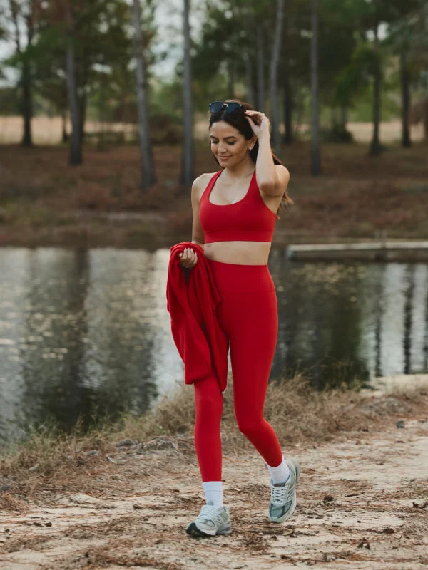 Sporty Wear Women's Holiday Look 10